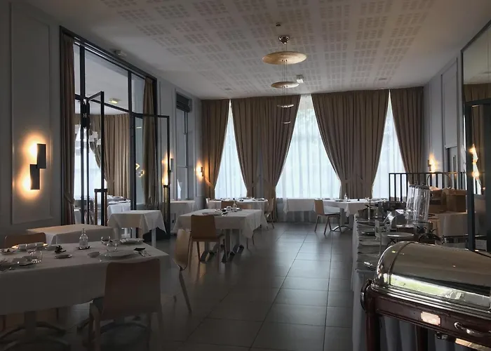 Hotel Restaurant D'application Lesdiguieres - Ecole Hoteliere - Grenoble